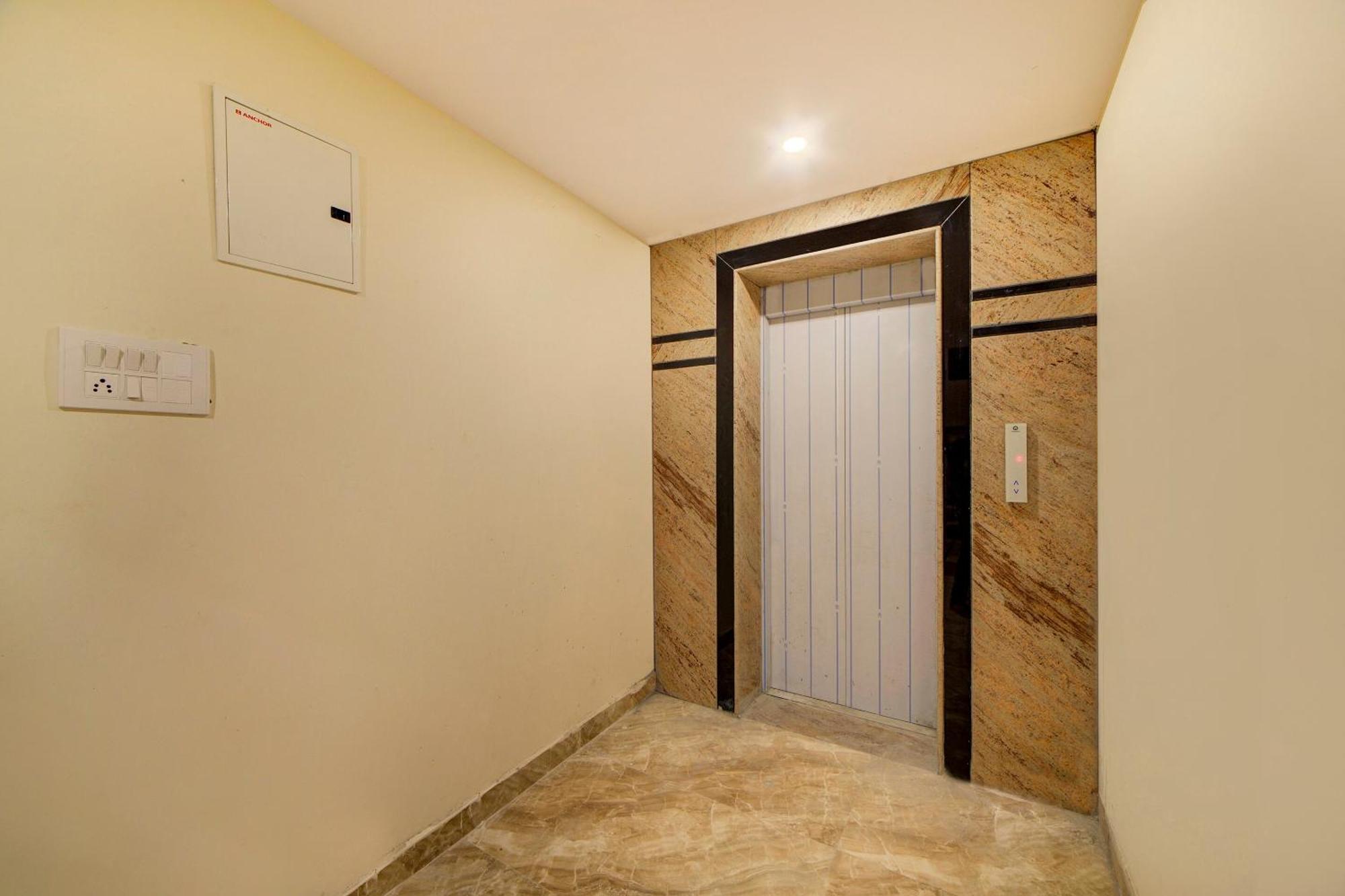 Hotel O Jv Colony Near Kfc Gachibowli Kondapur  Esterno foto
