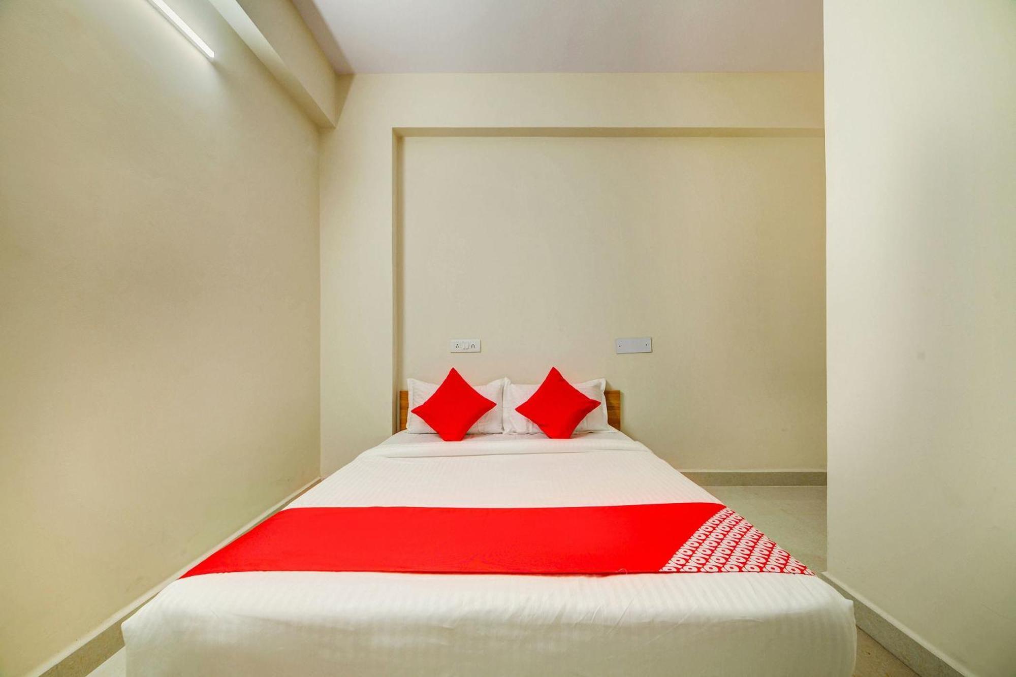 Hotel O Jv Colony Near Kfc Gachibowli Kondapur  Esterno foto
